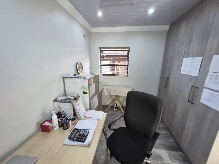 To Let 3 Bedroom Property for Rent in Penlyn Estate Western Cape